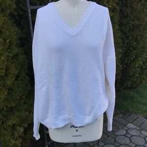 Land's End White Knit V-neck Sweater, size XL 🌼